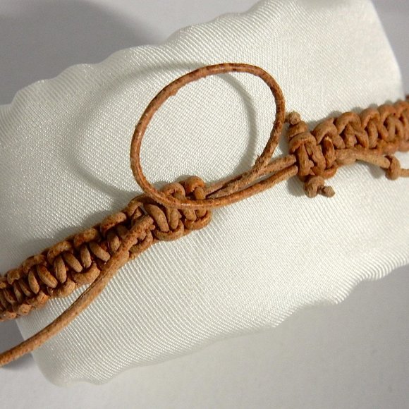 Tahitian BLACK South Sea pearl bracelet - Picture 3 of 8